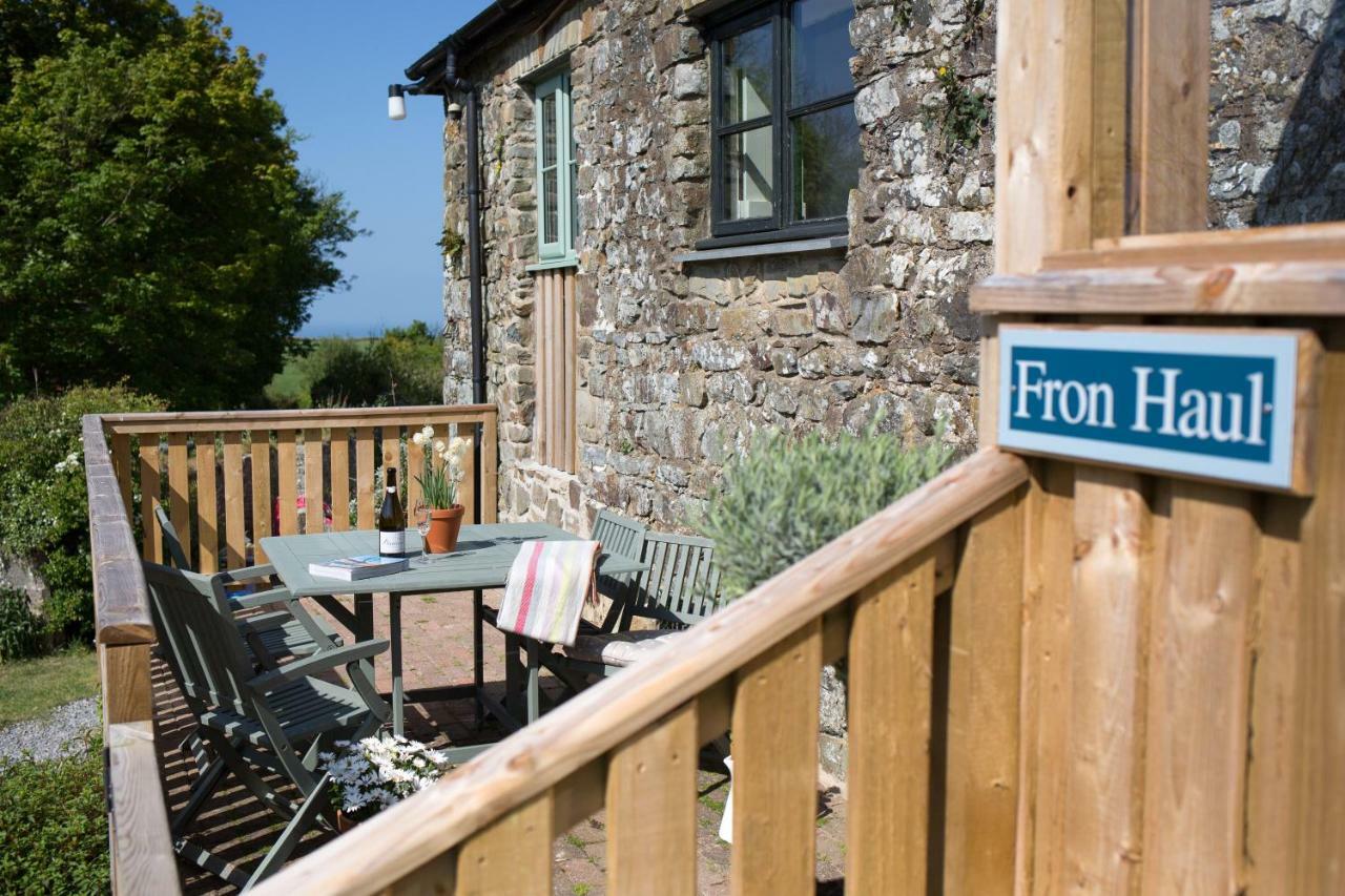 Cwm Connell Coastal Cottages Moylgrove Esterno foto