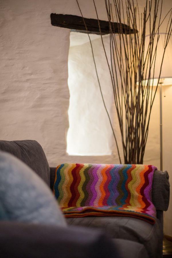 Cwm Connell Coastal Cottages Moylgrove Esterno foto